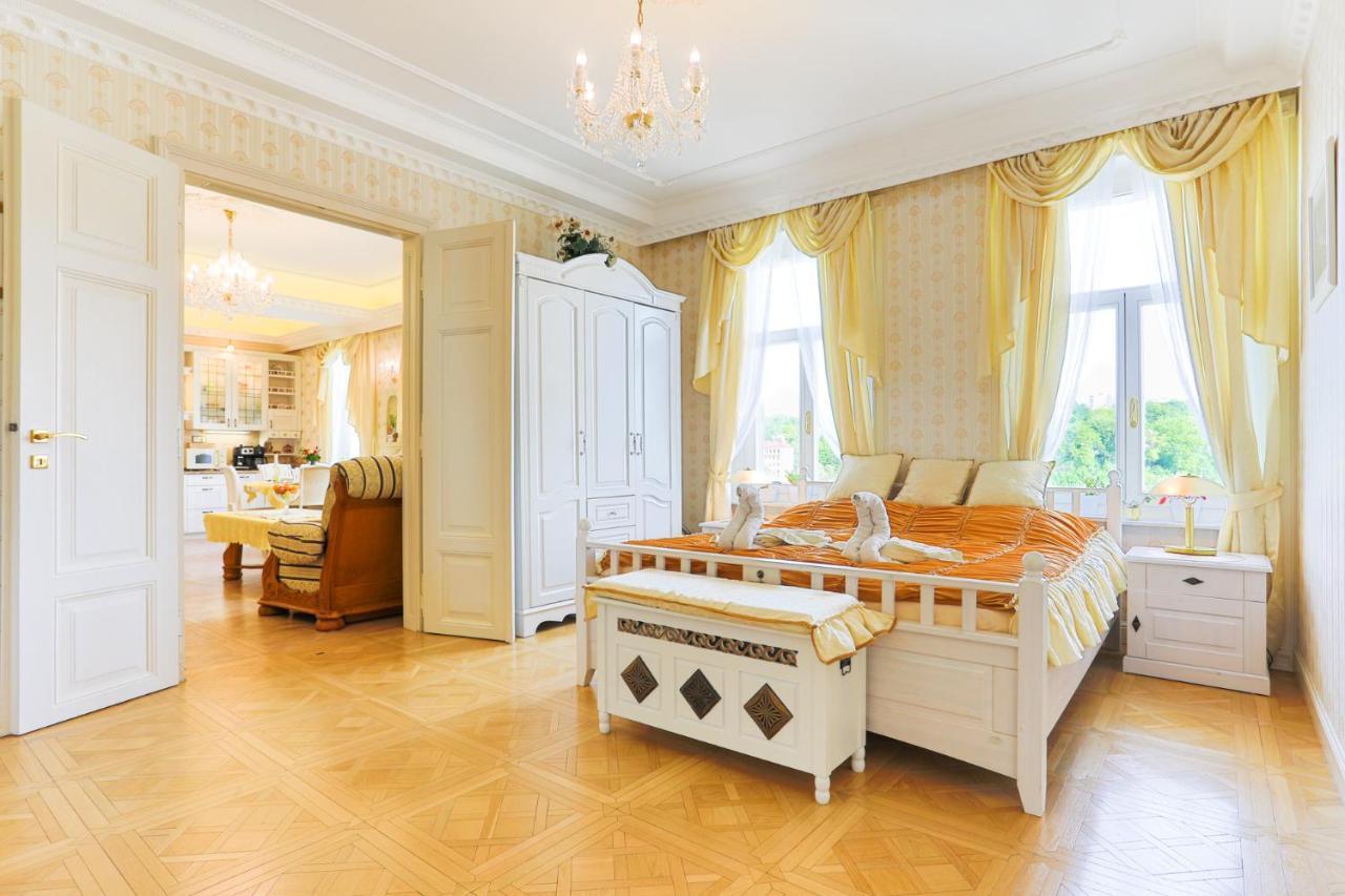 Apartman Nostalgia Карловы Вары Экстерьер фото
